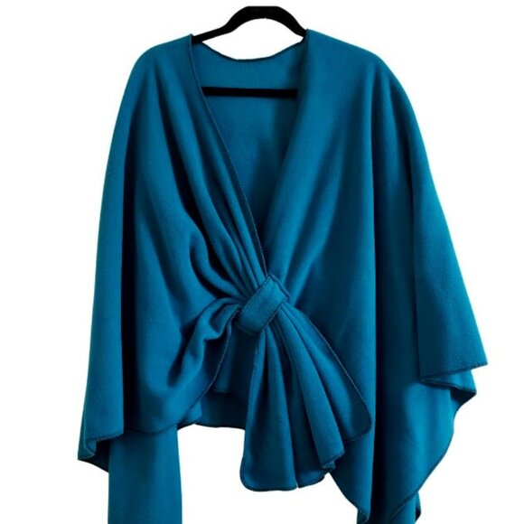 Turqoise - Picture 1 of 1